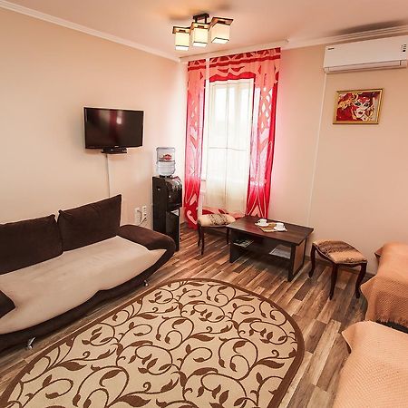 Slavyanskaya Hata Hotel Baranavichy Extérieur photo