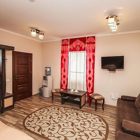 Slavyanskaya Hata Hotel Baranavichy Extérieur photo