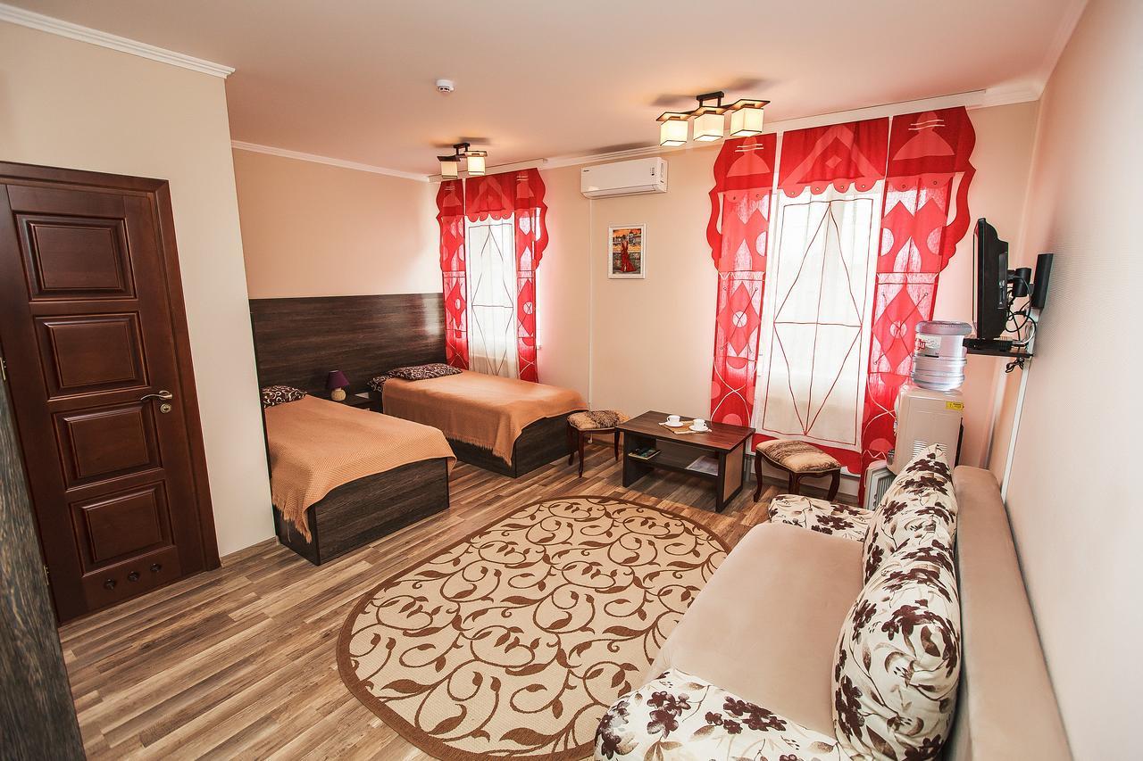 Slavyanskaya Hata Hotel Baranavichy Extérieur photo
