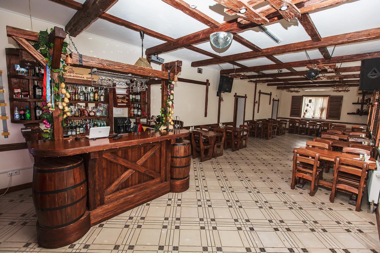 Slavyanskaya Hata Hotel Baranavichy Extérieur photo