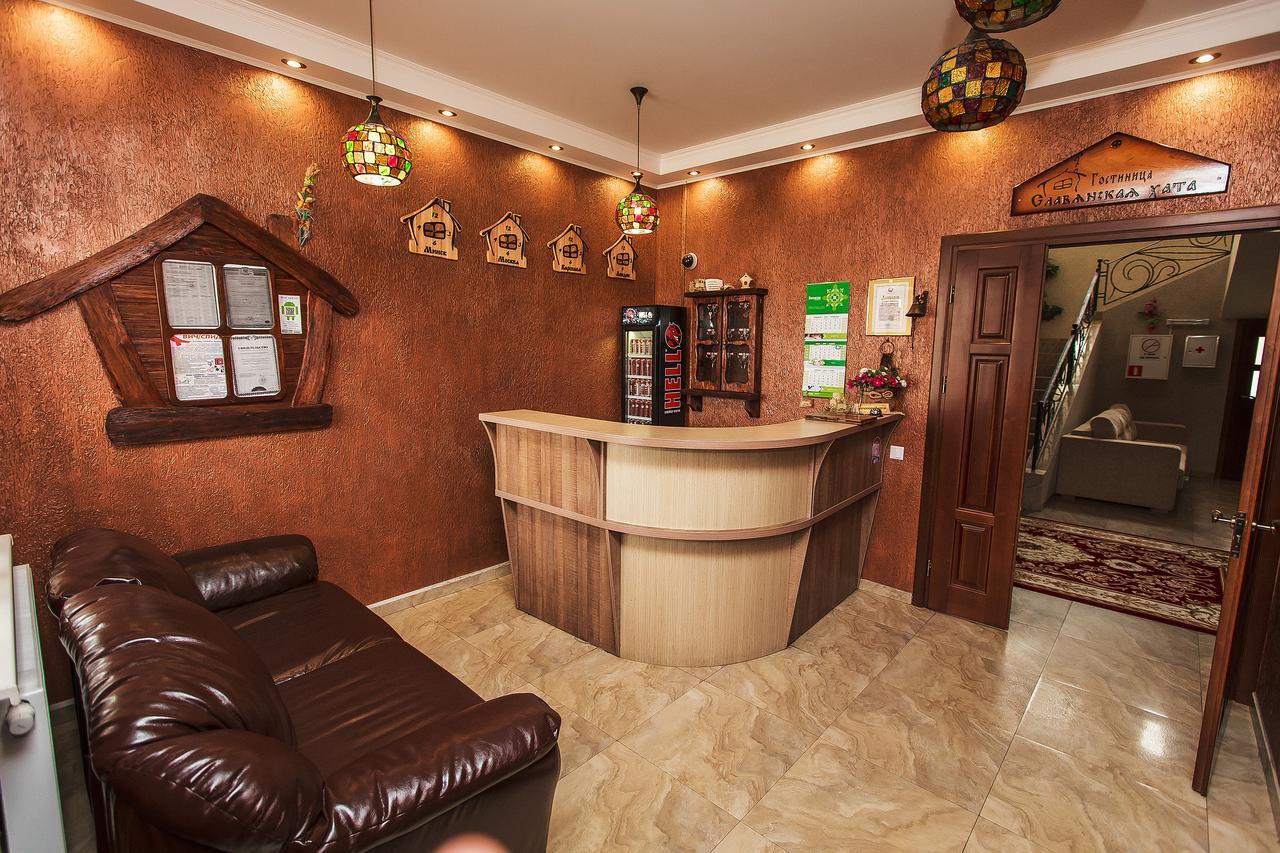 Slavyanskaya Hata Hotel Baranavichy Extérieur photo